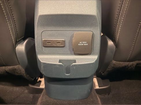Used 2026 Ford Maverick Lariat w/ Black Appearance Package AWD/4WD image 30
