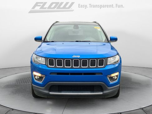 Used 2018 Jeep Compass Limited w/ Navigation Group AWD/4WD image 3