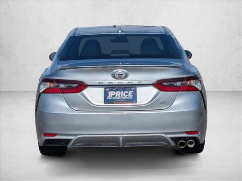 Used 2023 Toyota Camry SE image 7