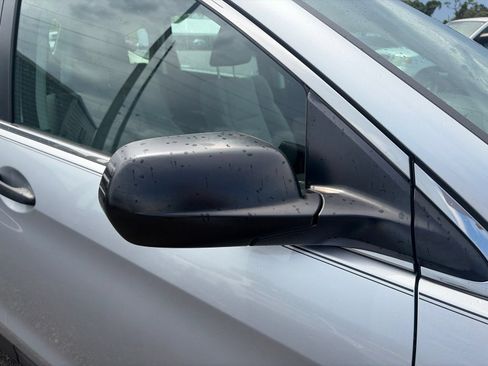 Used 2015 Honda CR-V LX image 14