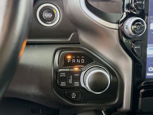 Used 2023 RAM 1500 Big Horn AWD/4WD image 10