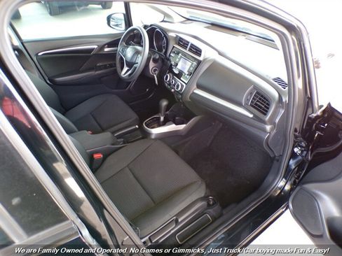 Used 2019 Honda Fit LX image 28