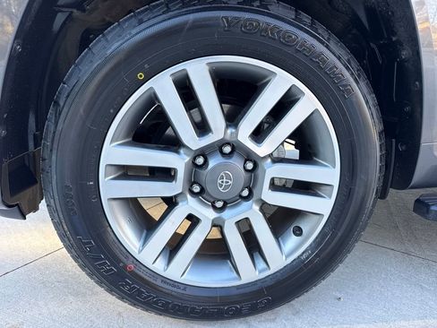 Used 2023 Toyota 4Runner TRD Sport image 11