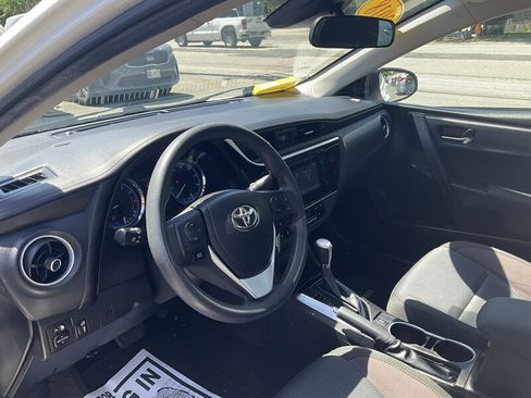 Used 2018 Toyota Corolla LE w/ Protection Package FWD image 13