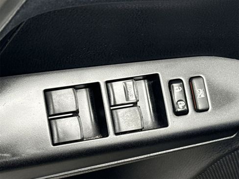 Used 2018 Toyota RAV4 XLE image 13