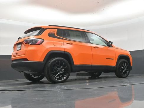 New 2026 Jeep Compass Latitude AWD/4WD image 41