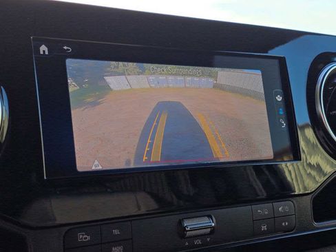 Used 2025 Mercedes-Benz Sprinter 2500 image 31