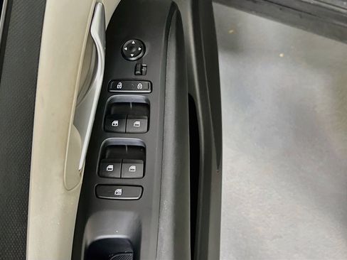 Used 2024 Hyundai Tucson SE AWD/4WD image 17