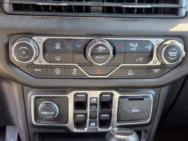 Used 2024 Jeep Gladiator Sport AWD/4WD image 10