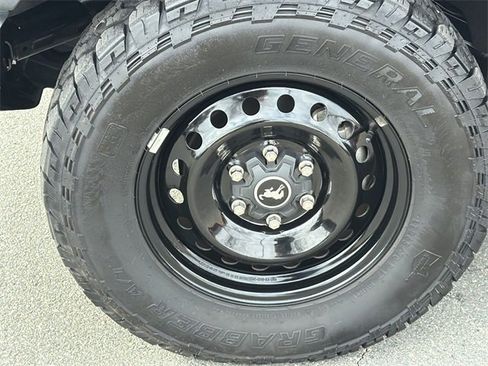 Used 2023 Ford Bronco Black Diamond image 17