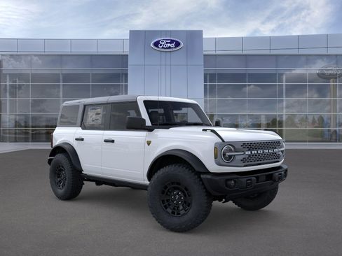 New 2026 Ford Bronco Badlands image 7