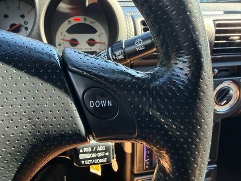 Used 2003 Toyota MR2 RWD image 35