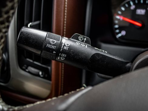 Used 2016 Chevrolet Silverado 2500 High Country w/ High Country Premium Package image 30