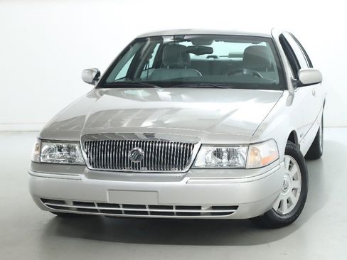 Used 2005 Mercury Grand Marquis LS image 1