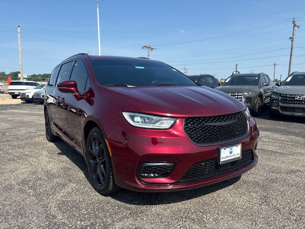 Used 2021 Chrysler Pacifica Touring w/ S Appearance Package FWD image 4