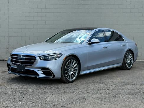 Used 2021 Mercedes-Benz S 580 4MATIC Sedan w/ AMG Line image 1