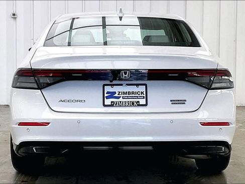 New 2026 Honda Accord Touring image 4