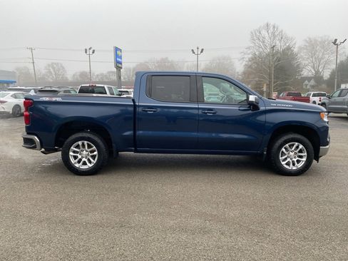 Certified 2022 Chevrolet Silverado 1500 LT image 2