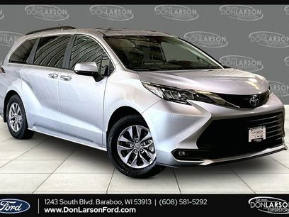 Used 2025 Toyota Sienna XLE w/ XLE Plus Package