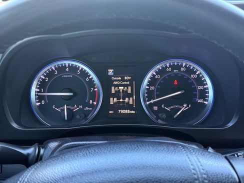 Used 2019 Toyota Highlander XLE AWD/4WD image 19