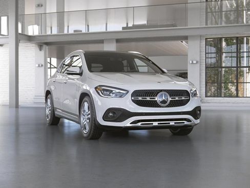 Used 2023 Mercedes-Benz GLA 250 4MATIC image 10