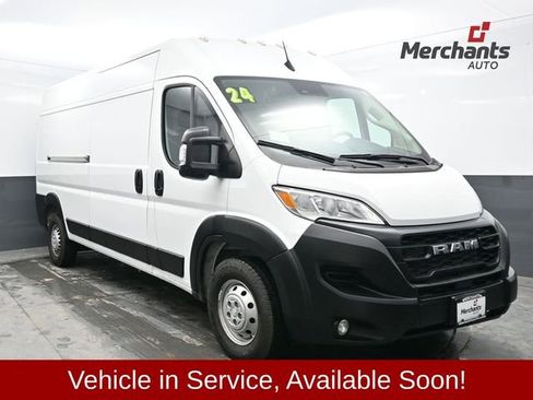 Used 2024 RAM ProMaster 2500 w/ Convenience Group image 1
