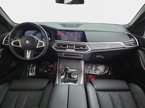 Used 2023 BMW X5 xDrive40i w/ M Sport Package image 12