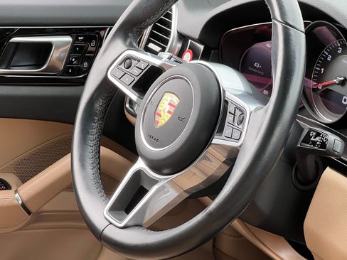 Used 2021 Porsche Cayenne S AWD/4WD image 36
