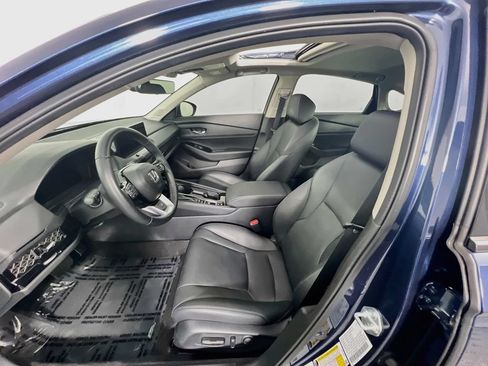 Used 2025 Honda Accord Touring image 19