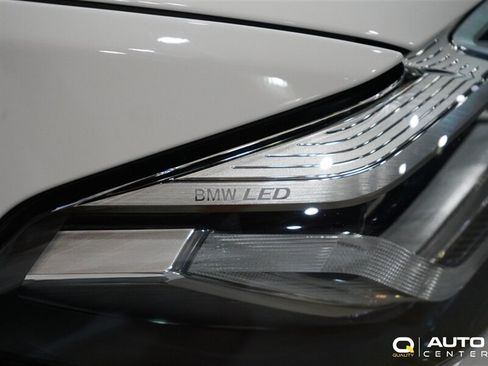 Used 2021 BMW 540i xDrive w/ Premium Package AWD/4WD image 4