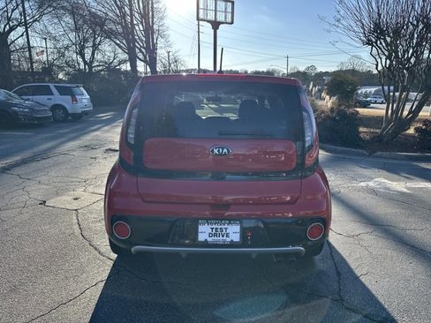 Used 2018 Kia Soul ! w/ Tech Package image 7