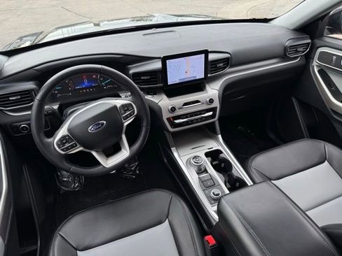 Certified 2023 Ford Explorer XLT w/ Equipment Group 202A AWD/4WD image 12