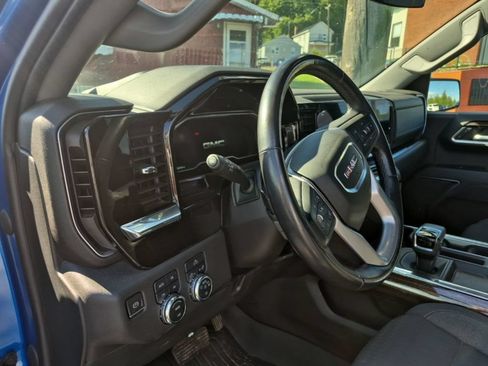 Used 2022 GMC Sierra 1500 Elevation AWD/4WD image 11