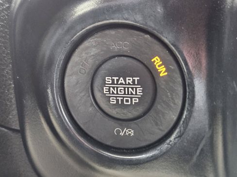 Used 2021 Jeep Wrangler Rubicon AWD/4WD image 14