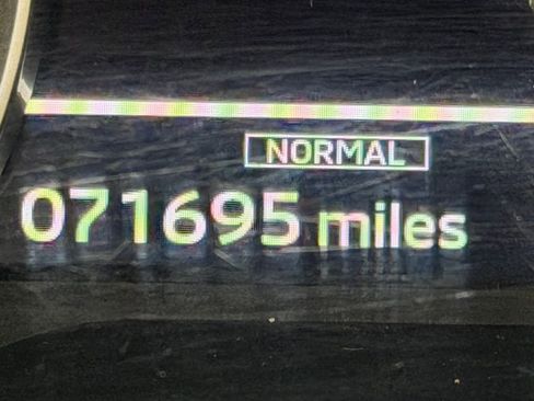 Used 2022 Mitsubishi Outlander ES image 18