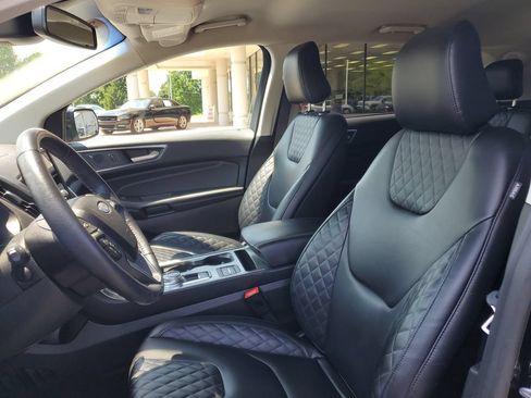 Used 2023 Ford Edge Titanium w/ Cargo Accessory Package AWD/4WD image 8