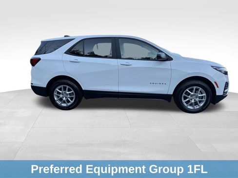 Used 2024 Chevrolet Equinox LS image 9