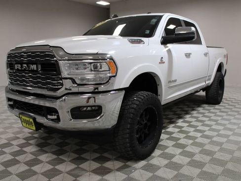 Used 2022 RAM 2500 Limited image 7