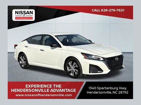 Used 2024 Nissan Altima 2.5 S image 1