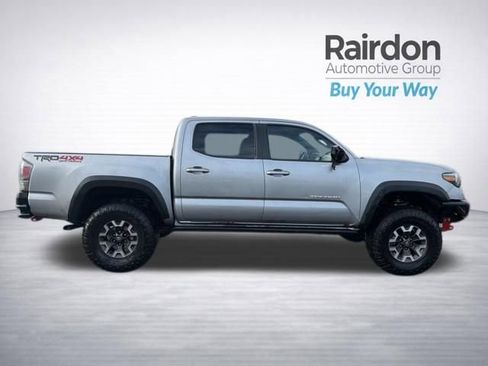 Used 2021 Toyota Tacoma TRD Off-Road AWD/4WD image 8