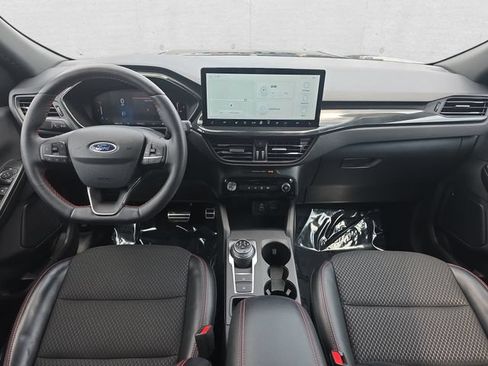 Used 2024 Ford Escape ST-Line w/ Tech Pack #1 AWD/4WD image 9