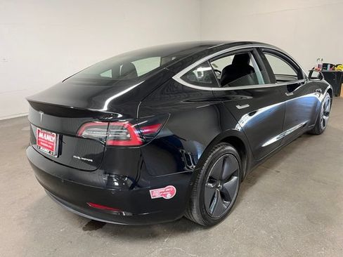Used 2018 Tesla Model 3 Long Range AWD/4WD image 3