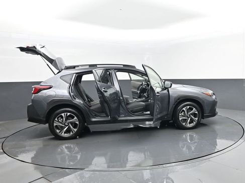 Used 2025 Subaru Crosstrek 2.0i Premium AWD/4WD image 29