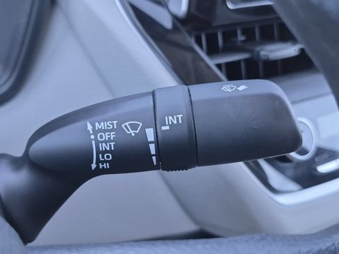 Used 2021 Toyota Corolla LE w/ Carpet Mat Package (TMS) FWD image 25