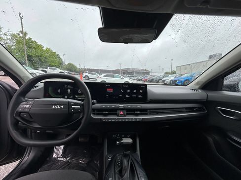 Used 2025 Kia K4 FWD image 27