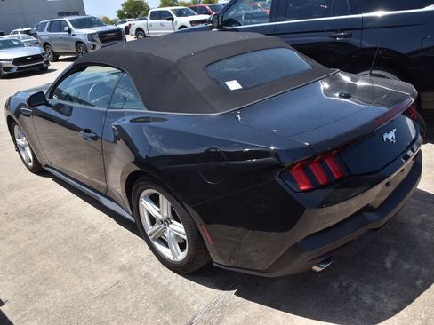 Used 2026 Ford Mustang Premium RWD image 7