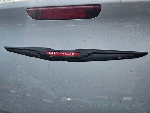 Used 2023 Chrysler 300 S image 31