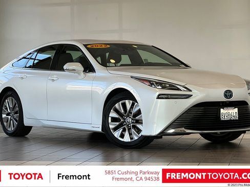 Used 2021 Toyota Mirai XLE image 1