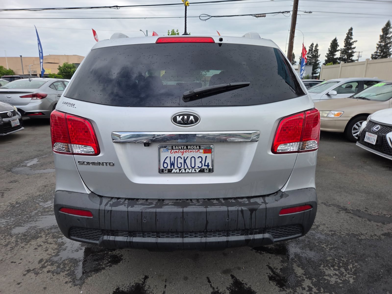 Used 2012 Kia Sorento LX w/ Convenience Pkg FWD image 3
