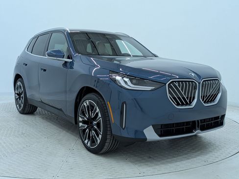 New 2026 BMW X3 xDrive30i w/ Premium Package AWD/4WD image 7